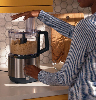 GE 12-Cup Food Processor with Accessories