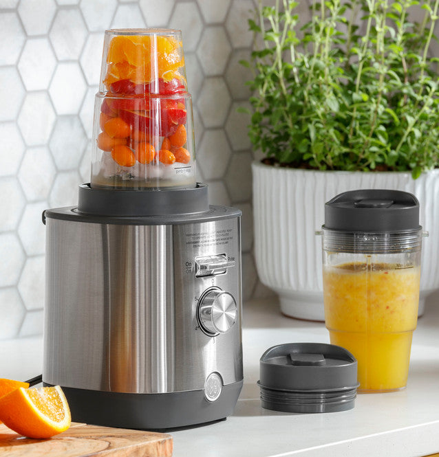 GE Blender with personal cups